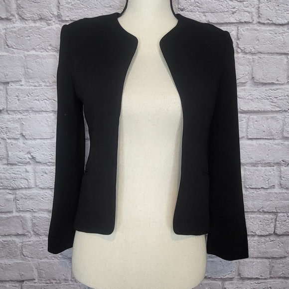Wilfred Aritzia Blazer Black Open Front Round Neckline Side Slit Pockets Size 0 - Picture 3 of 10